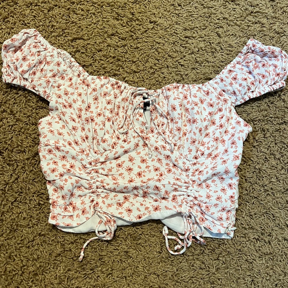 Isabelle’s Cabinet - Pink Floral off-the-shoulder Top